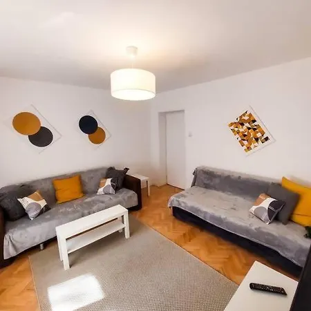 Sunflower Apartment