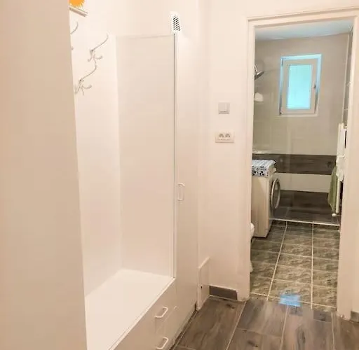 Sunflower アパート *