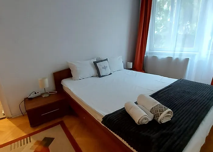 Sunflower アパート